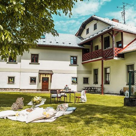 Penzion Apartmany Hetlin Cerniny Exterior photo